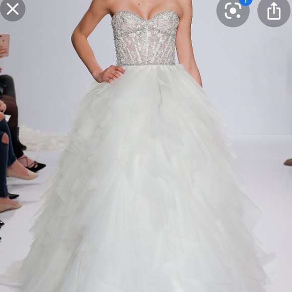 Randy Fenoli Angelina Ball Gown Wedding Dress 10 - Picture 5 of 15